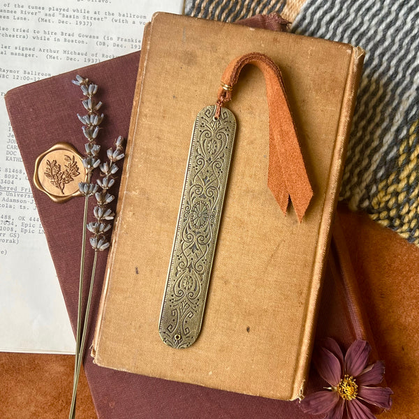 Heirloom Bookmark, Juliet