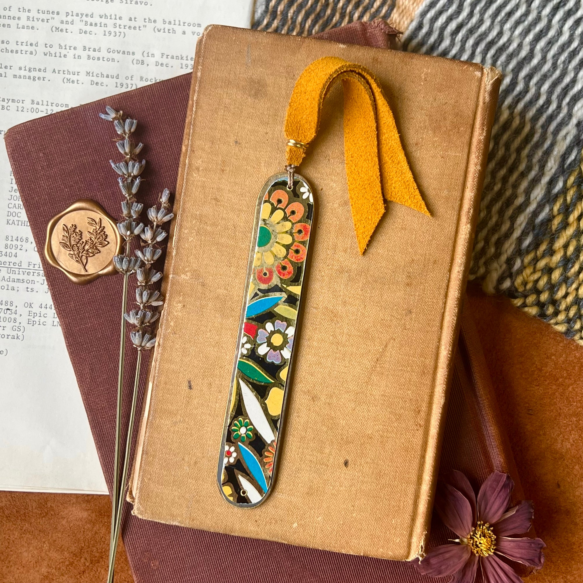 Heirloom Bookmark, Iris